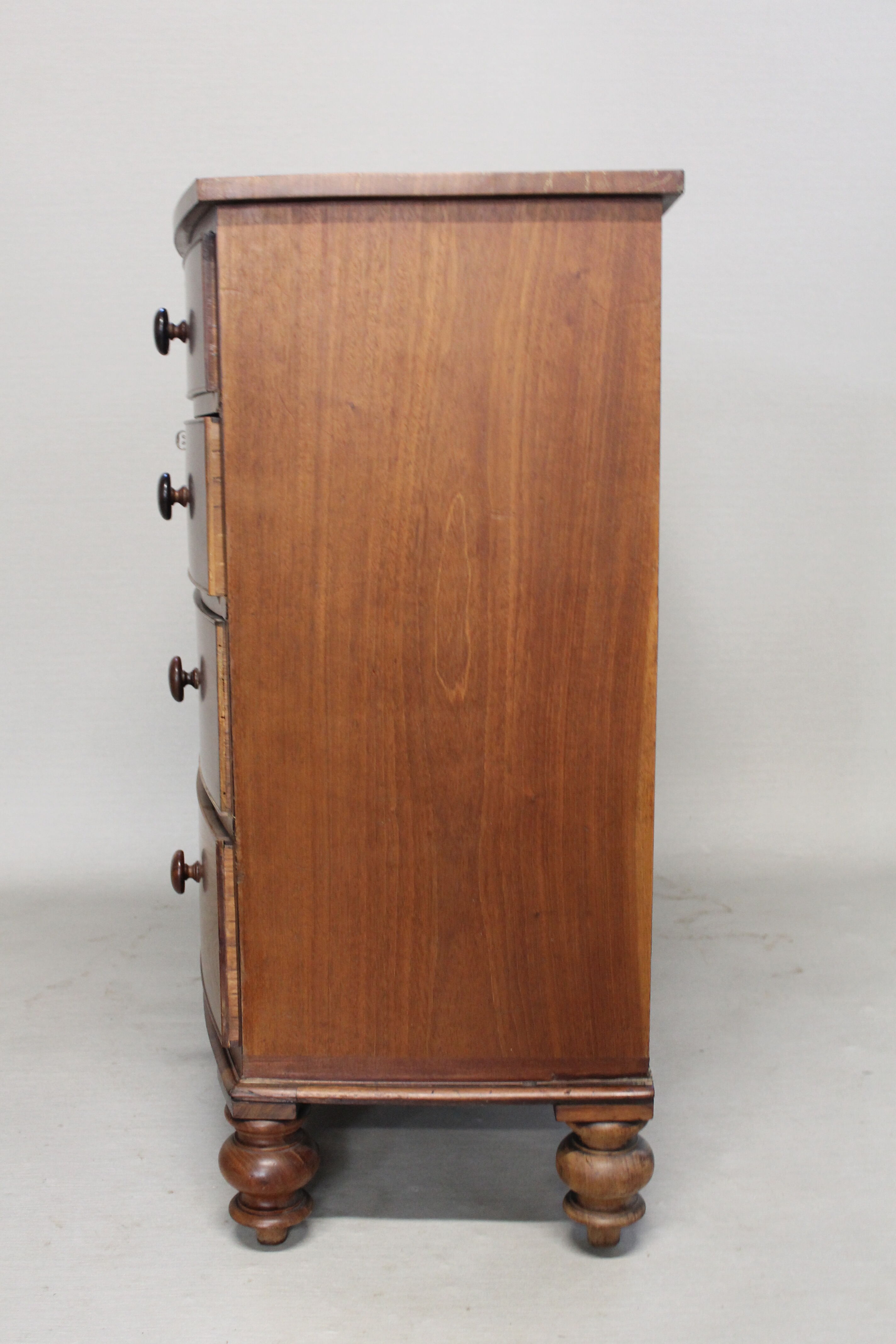 Mahogany veneer curved, English work, circa 1840