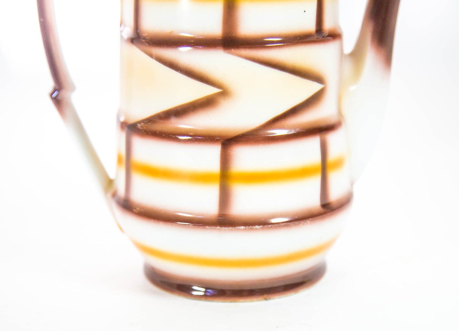 Art deco teapot spritzdekor