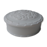 Porcelain box