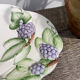 4 assiettes à dessert blanches en barbotine de raisin vintage Japon