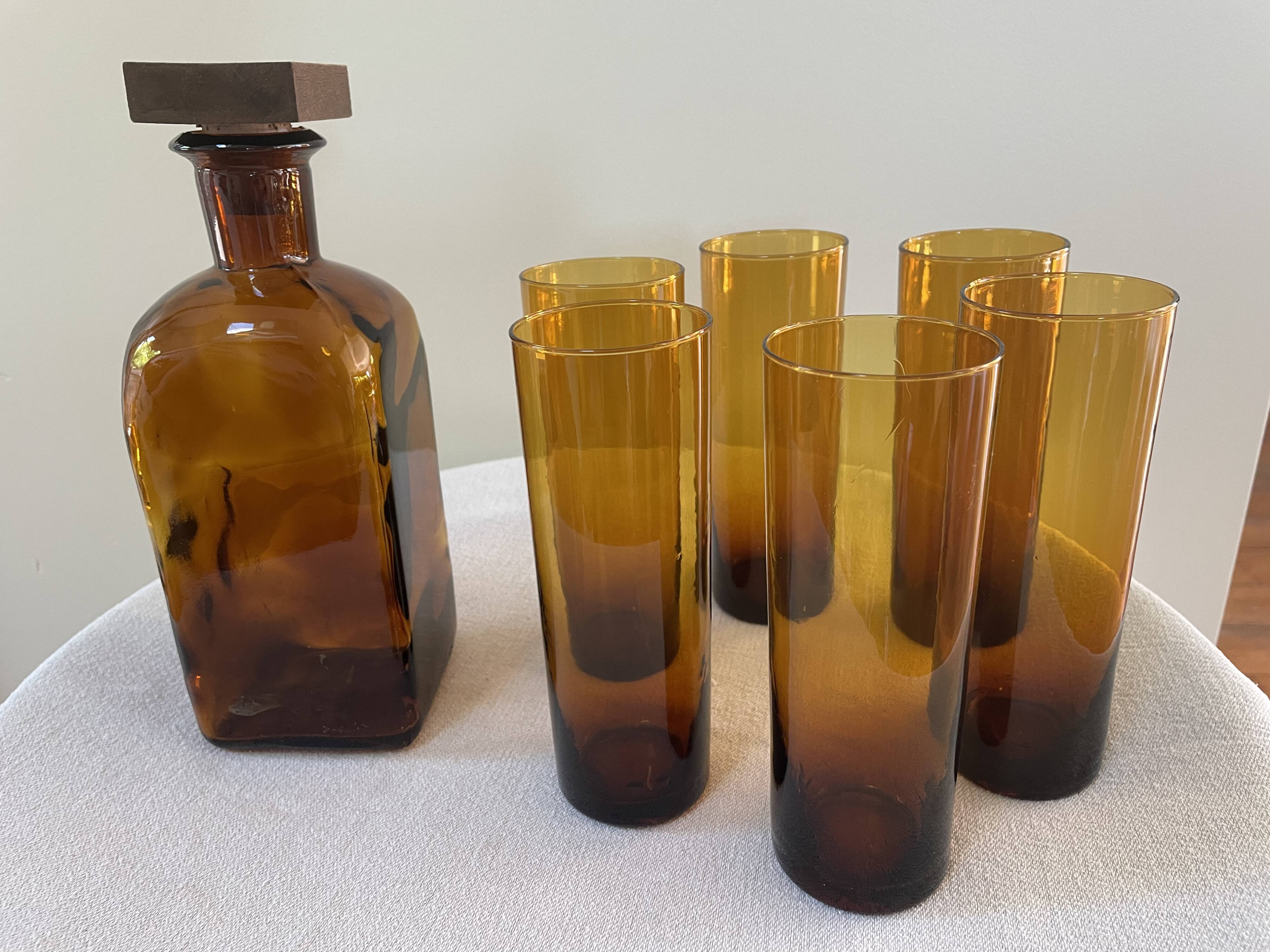 Decanter service and 6 amber glasses