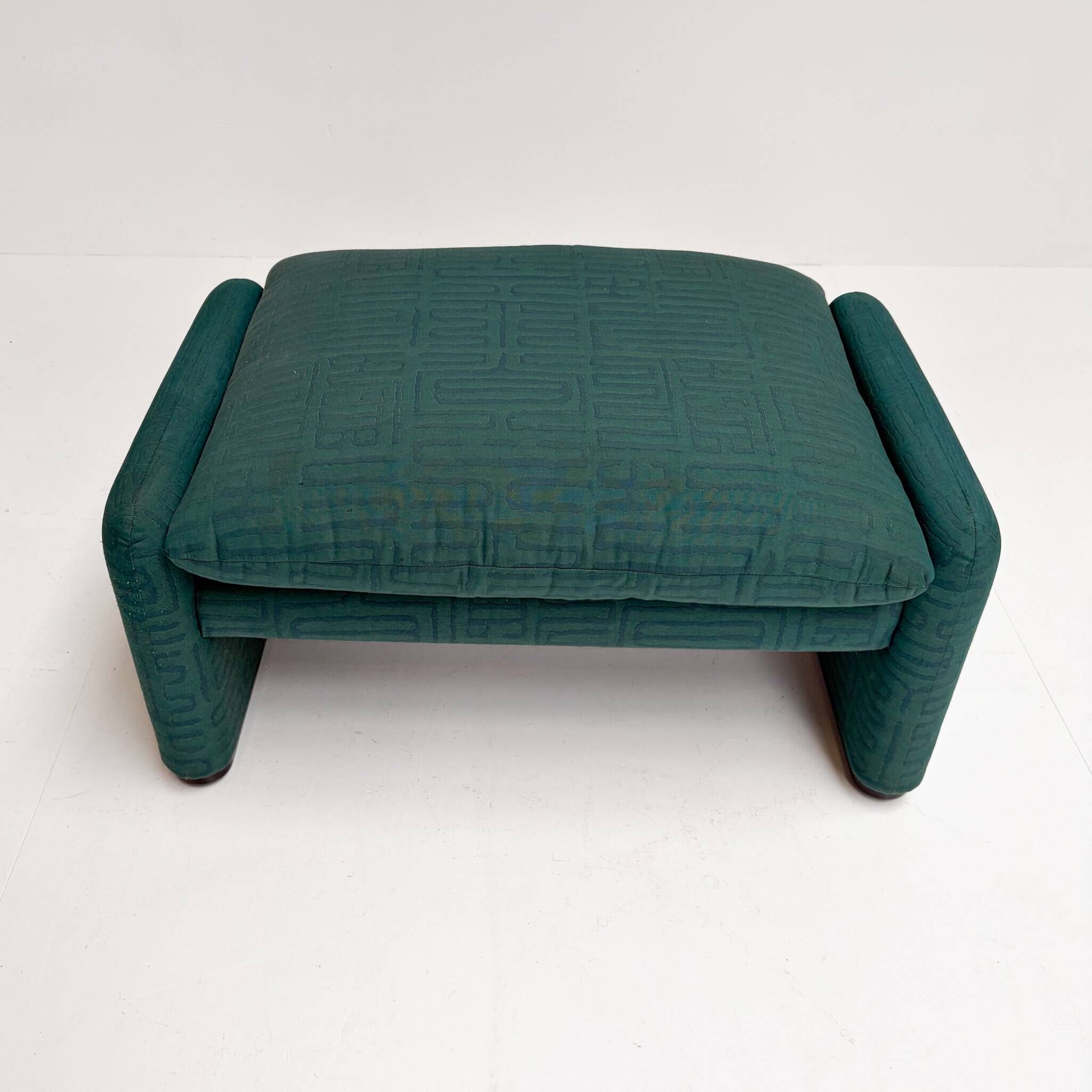 Maralunga sofa with footstool by Vico Magistretti for Cassina, 1970s