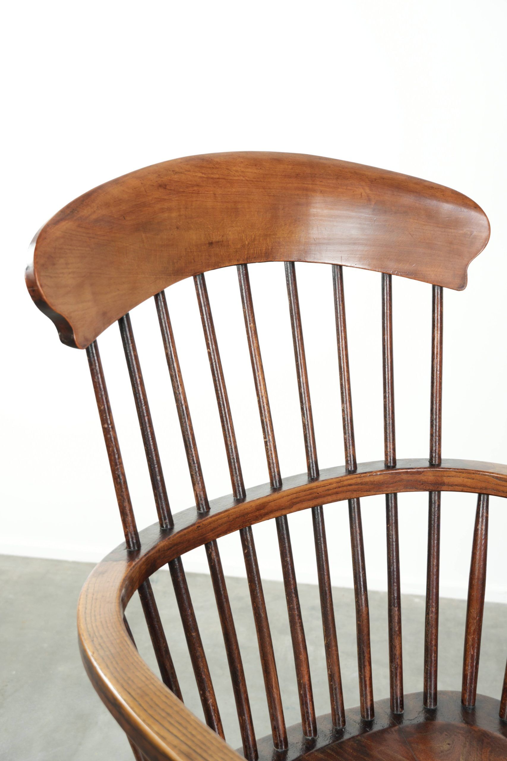 Fauteuil Windsor anglaise antique du 19ème siècle
