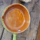 Enamelled clay pan