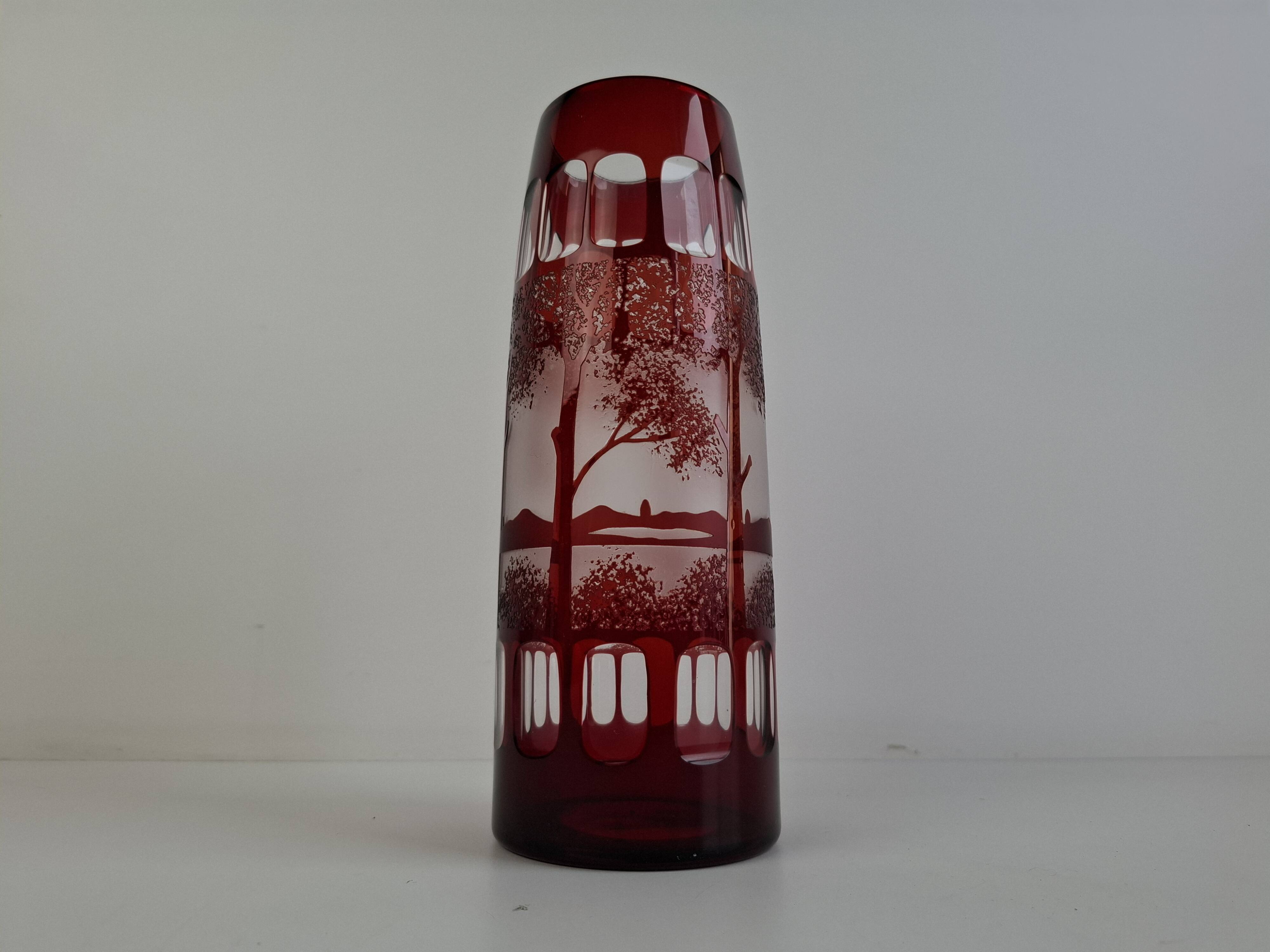 Egermann Art Deco Ruby Cut Overlay Vase, Czechoslovakia, circa 1920