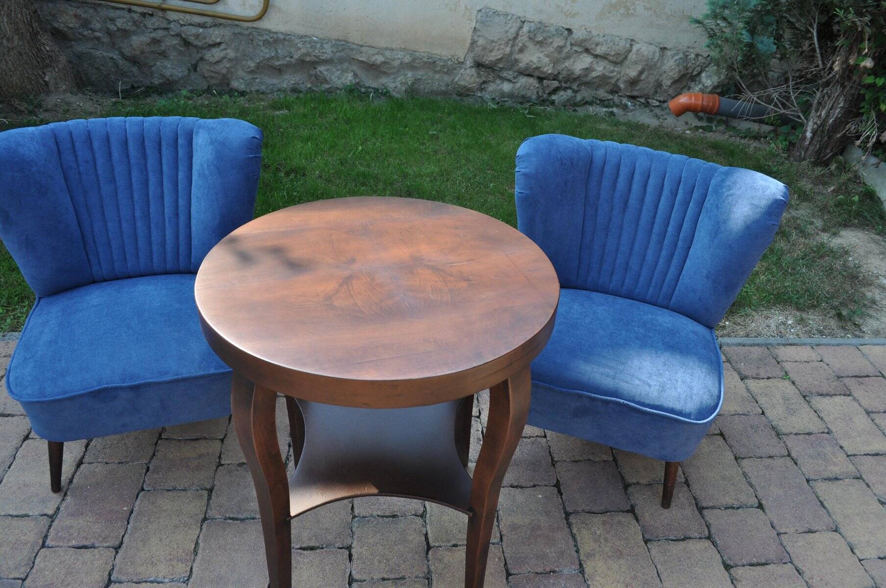 Paire de chaises cocktail bleues en tissu et bois, années 1950 Mid-Century