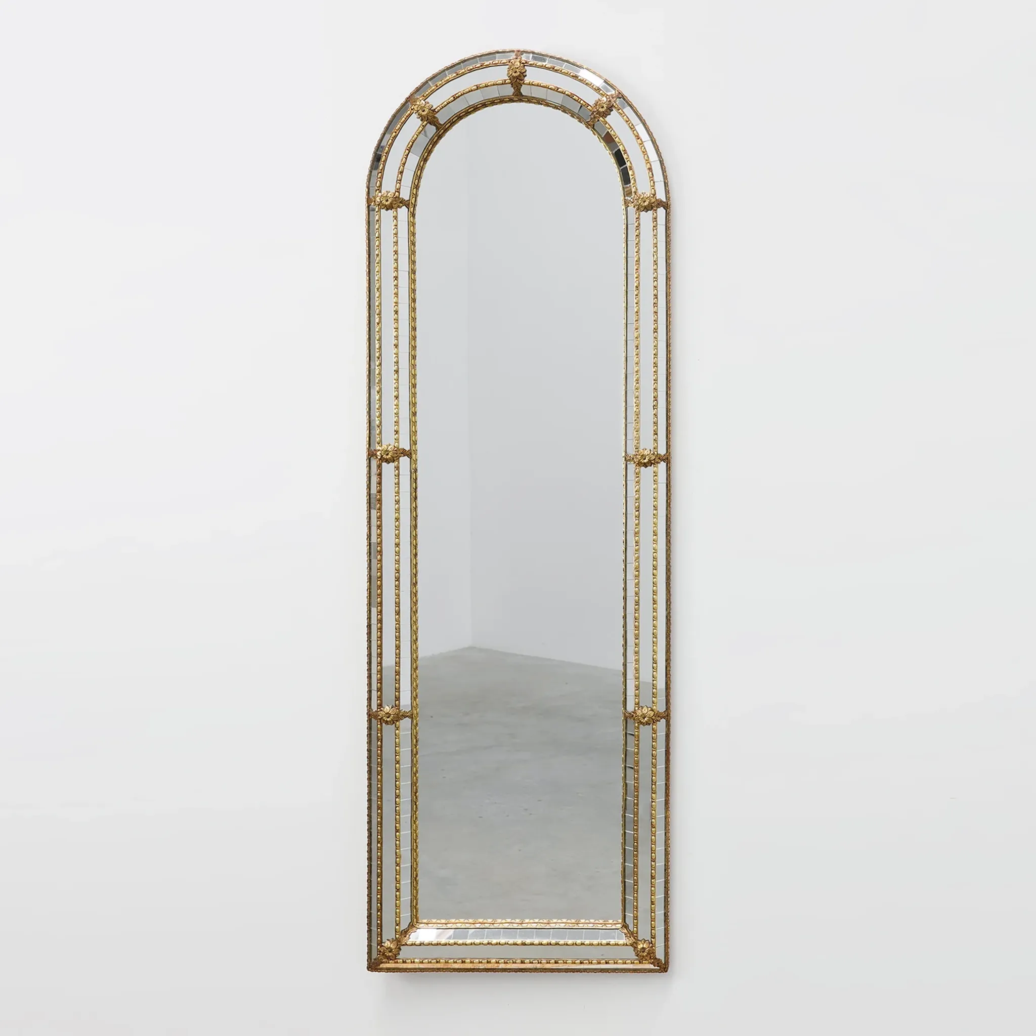 Venetian Style Arched Mirror with Gilt Beaded and Glass Frame, Italy, 20th