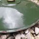 3 enamelled sheet metal suspensions
