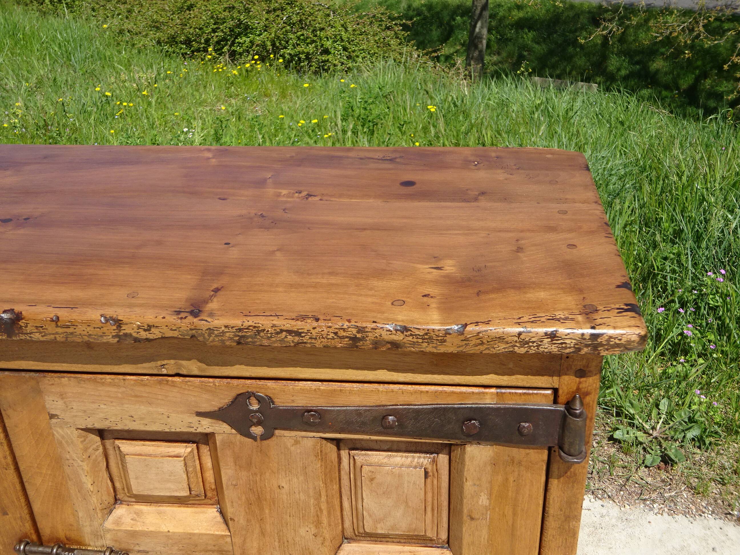 Old Tuscan sideboard, shallow depth