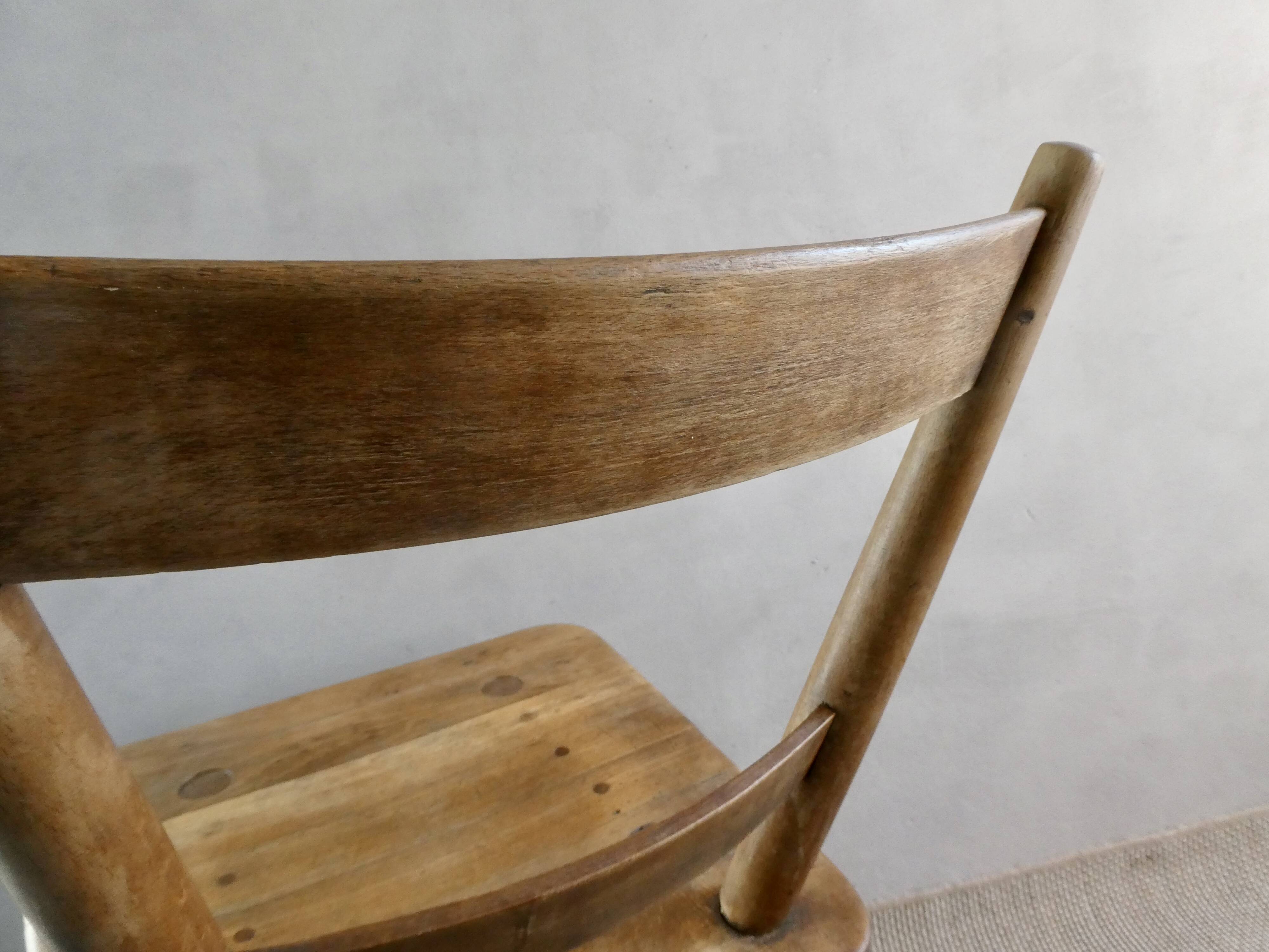 Chaise en bois massif Adolf Schneck de 1947
