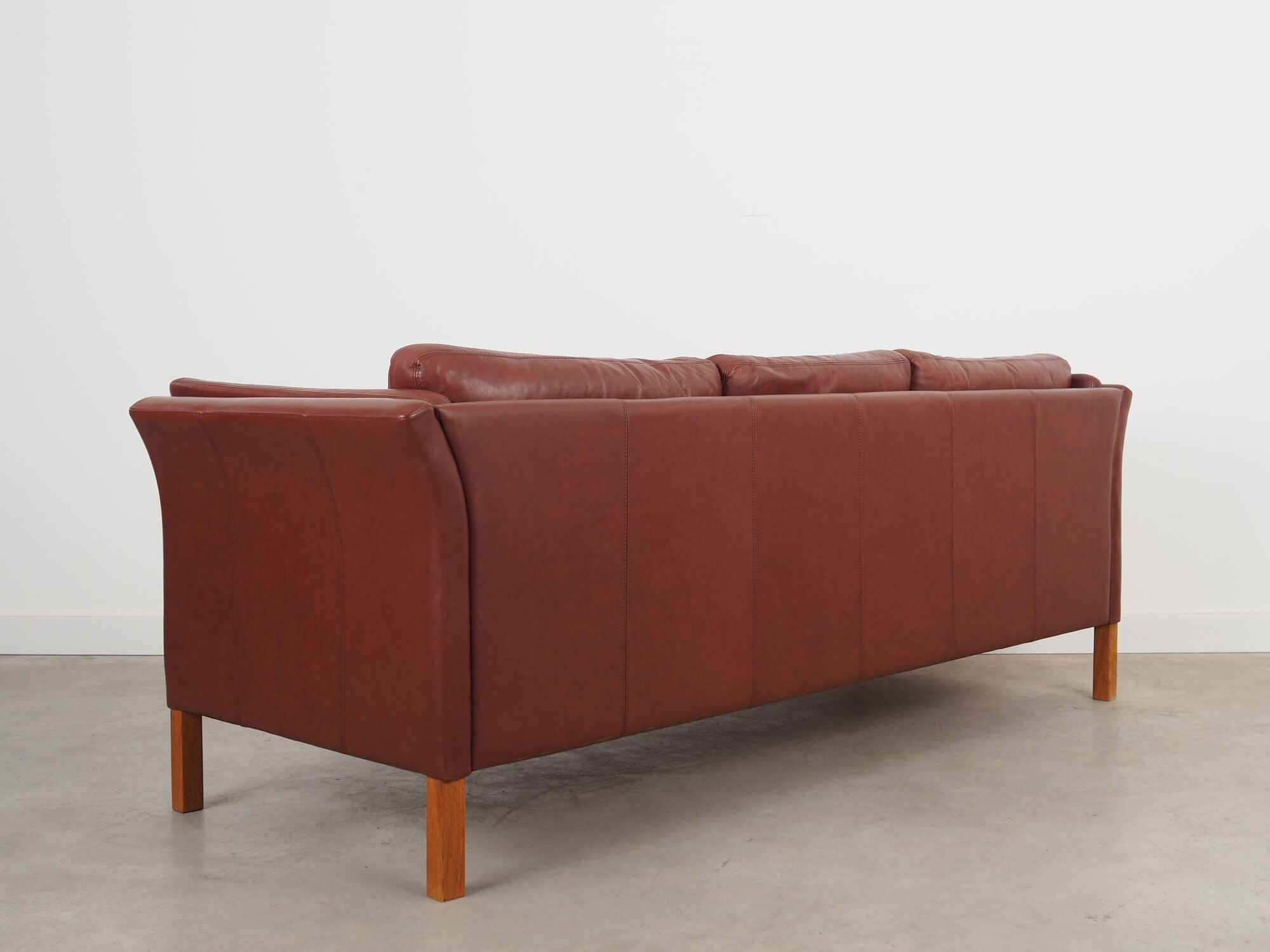Brown leather sofa, Danish design, 1960s, production: Denmark