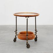 Chariot de service en cuivre, noyer et verre, France vers 1900