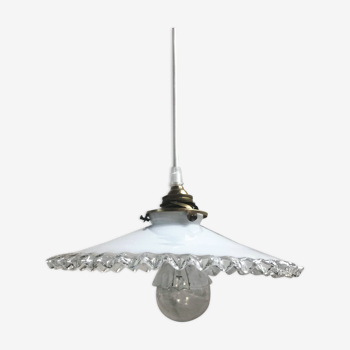 Suspension en opaline blanche