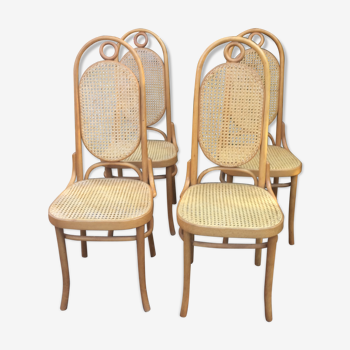 4 chaises cannelées, bois clair
