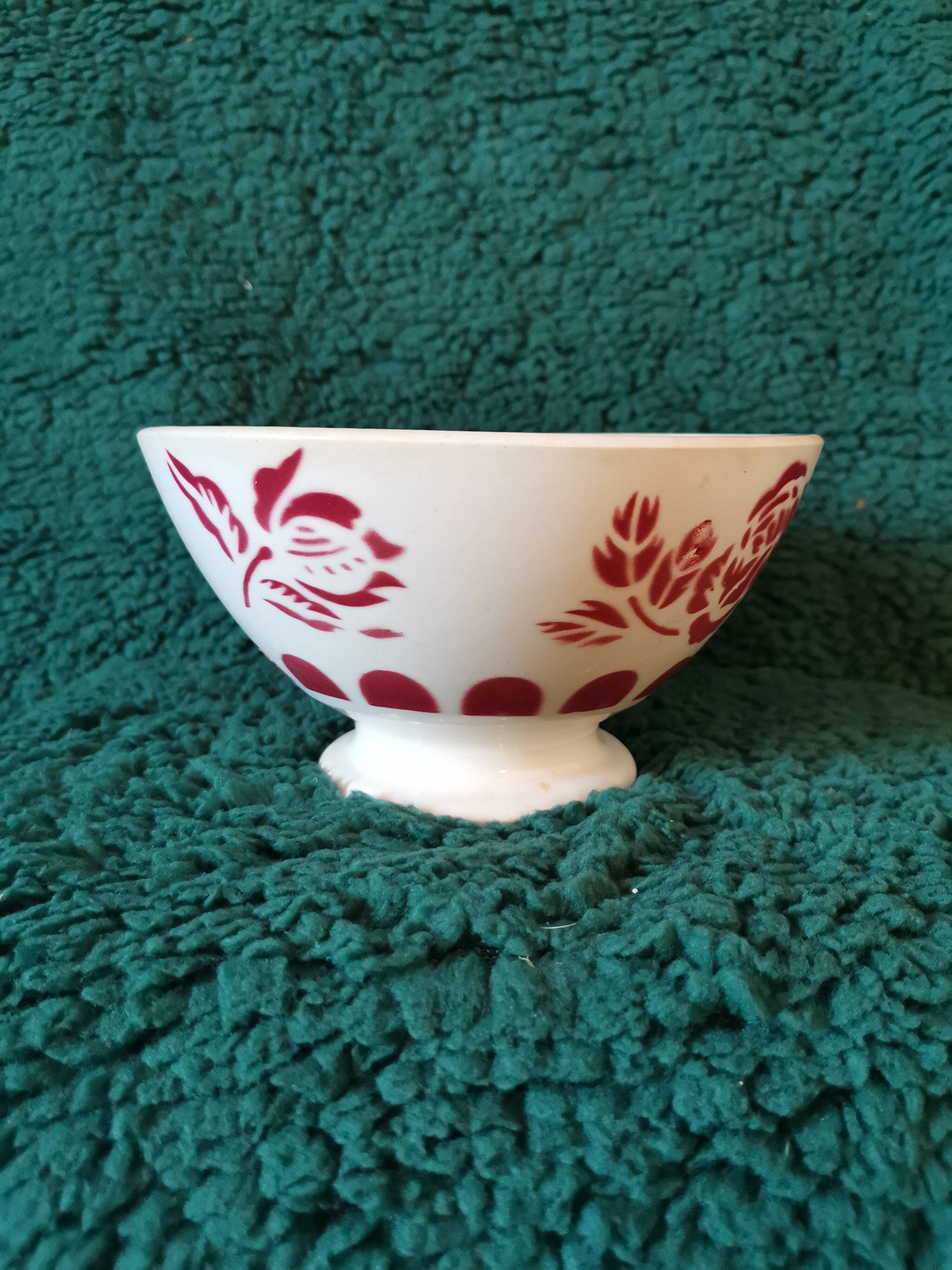 Old bowl Digoin pink red