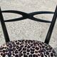 Set de 6 chaises salle à manger Mid Century laque noire peluche imprimé léopard
