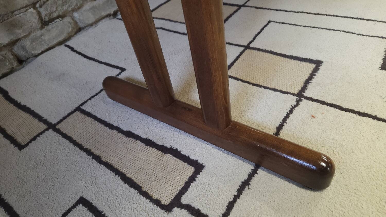 Bruner dining table 1970