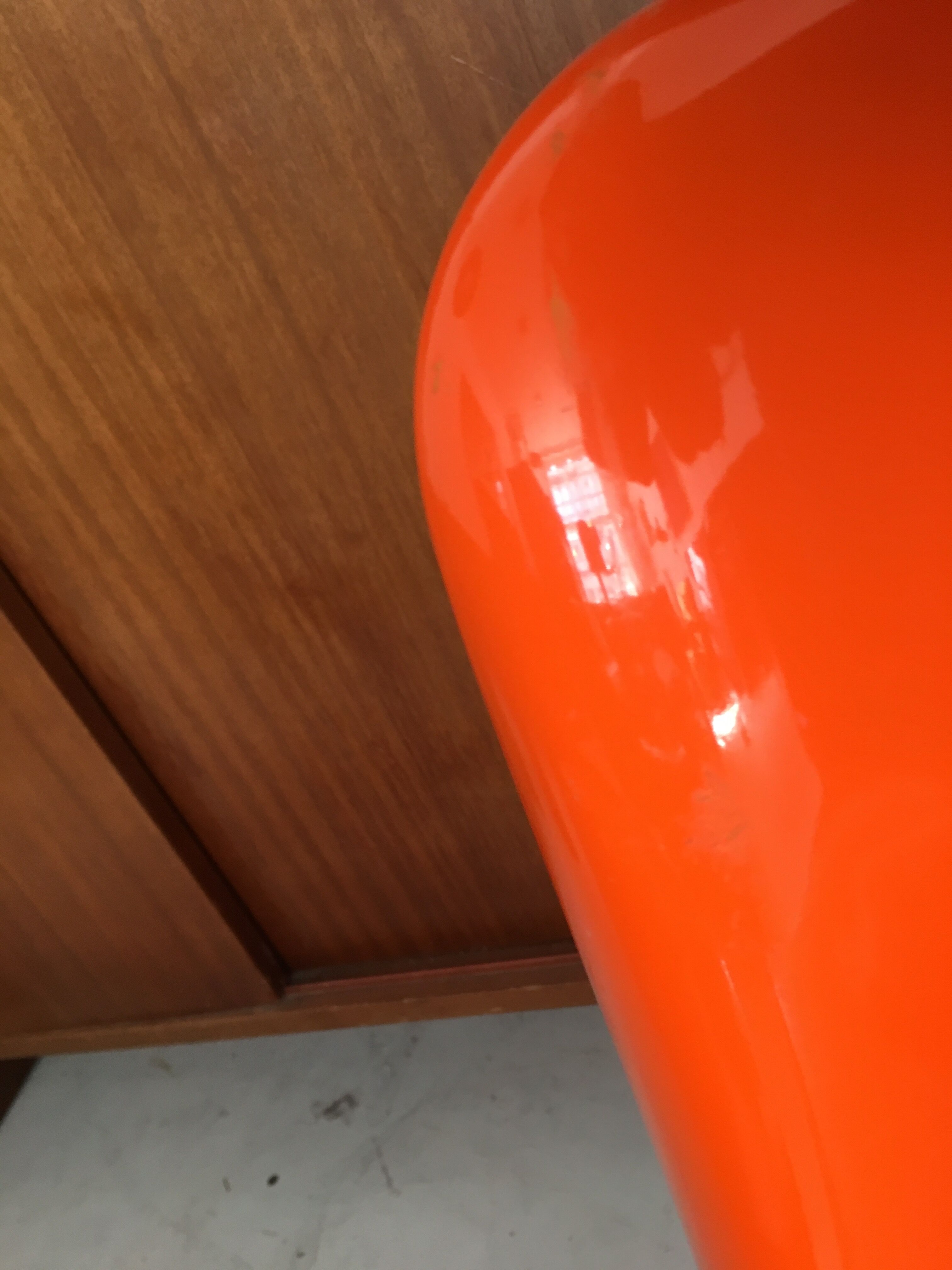 Fiberglass chair by Marc Berthier model Ozoo 700