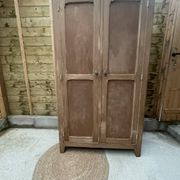 Armoire parisienne