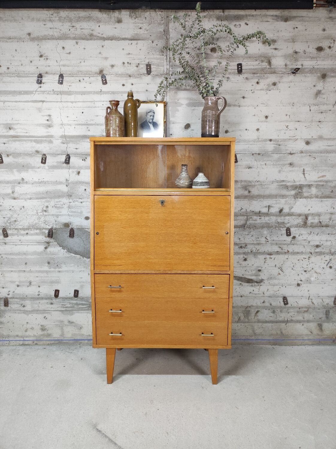 Secretary vintage feet compass