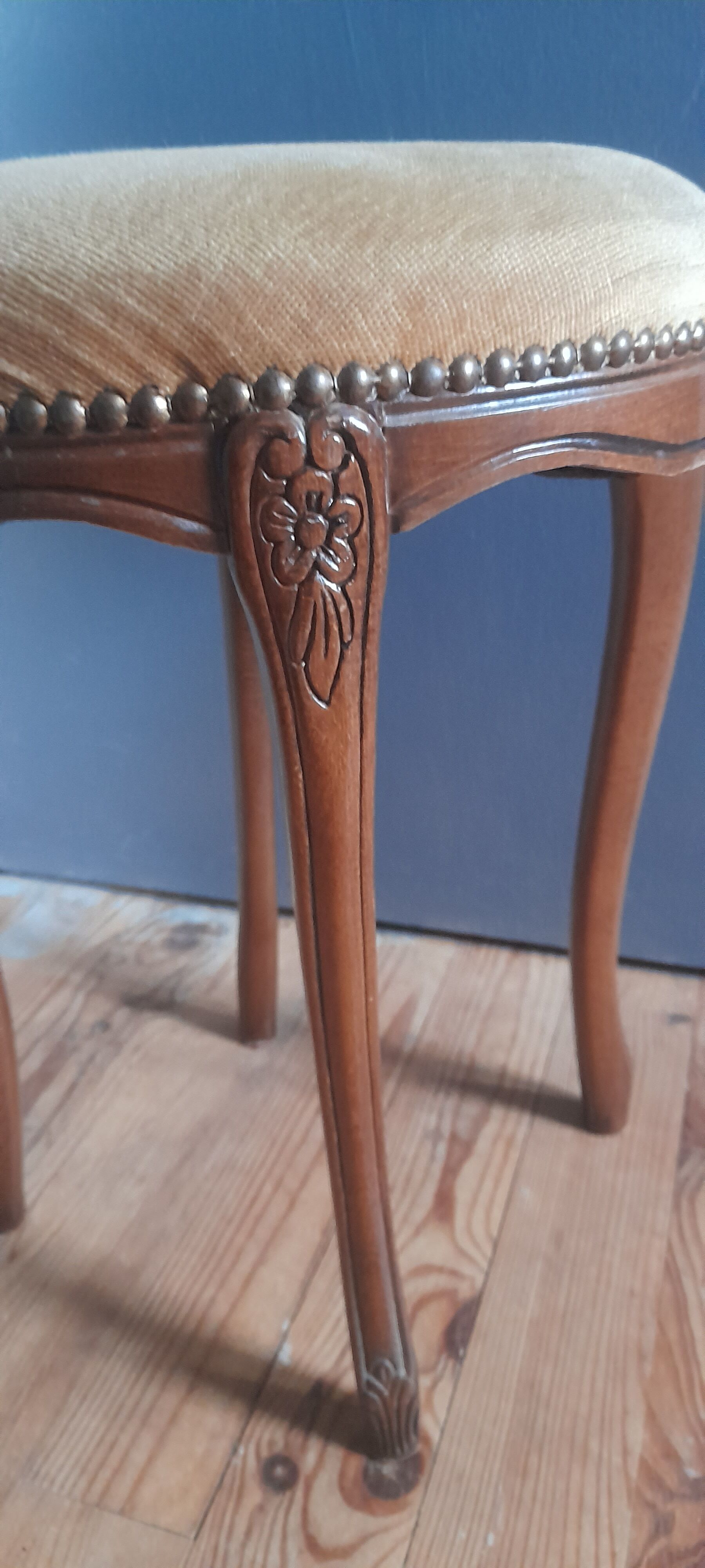Piano stool / dressing table, Louis XV style, arched base seat velvet