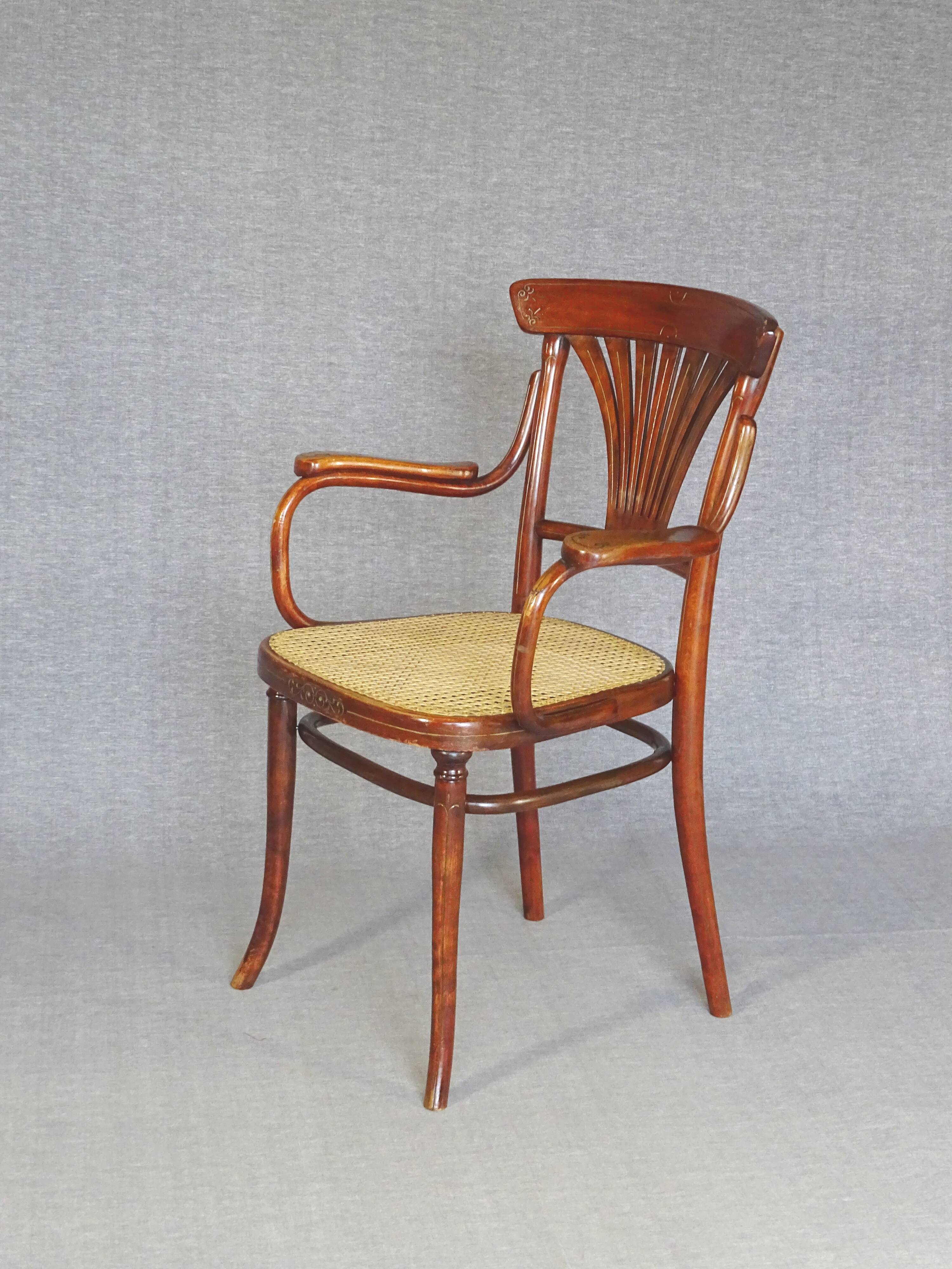 Thonet armchair No. 221, "bronze" inlays 1905 perfect caning