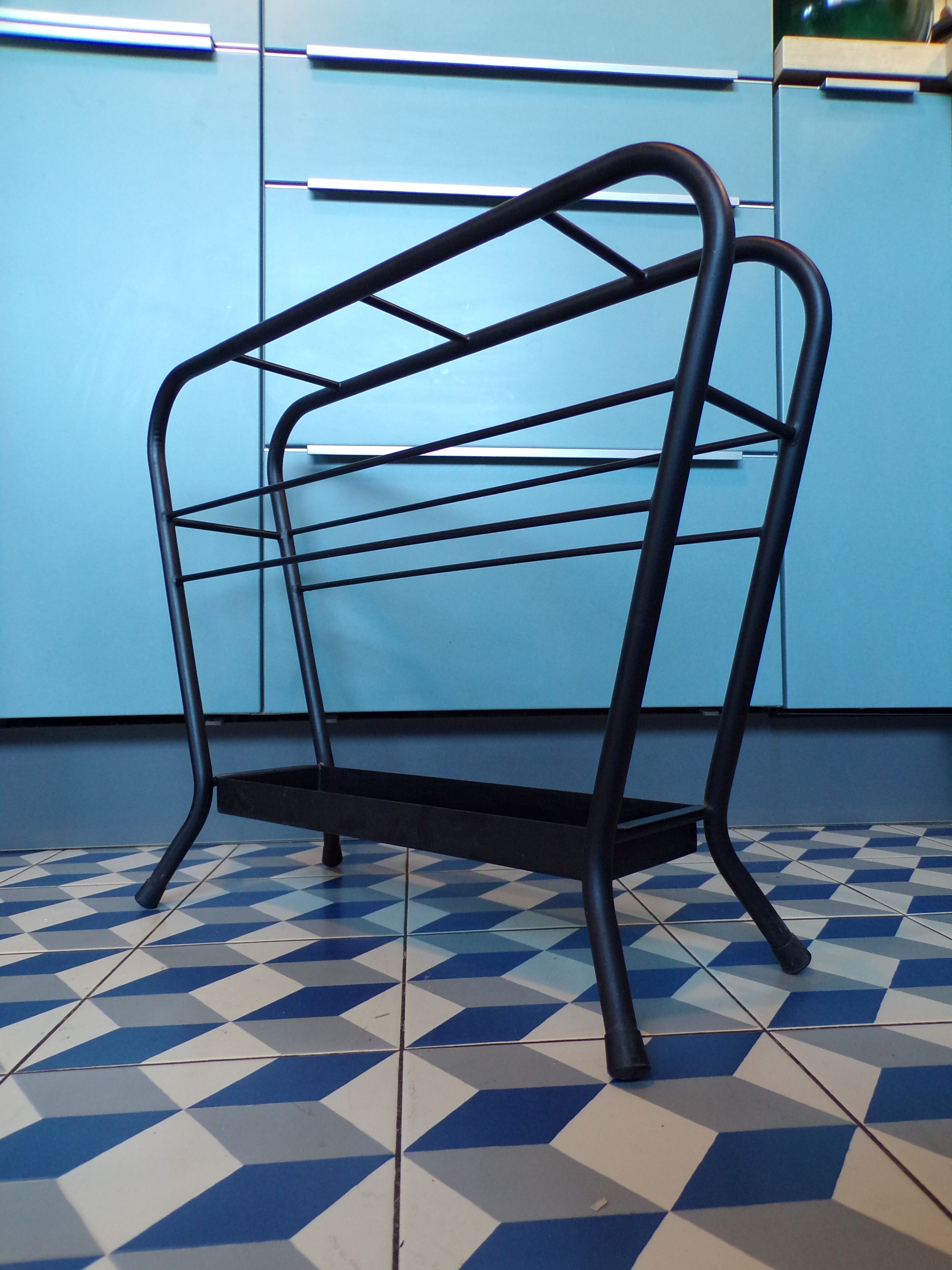 Vintage umbrella holder