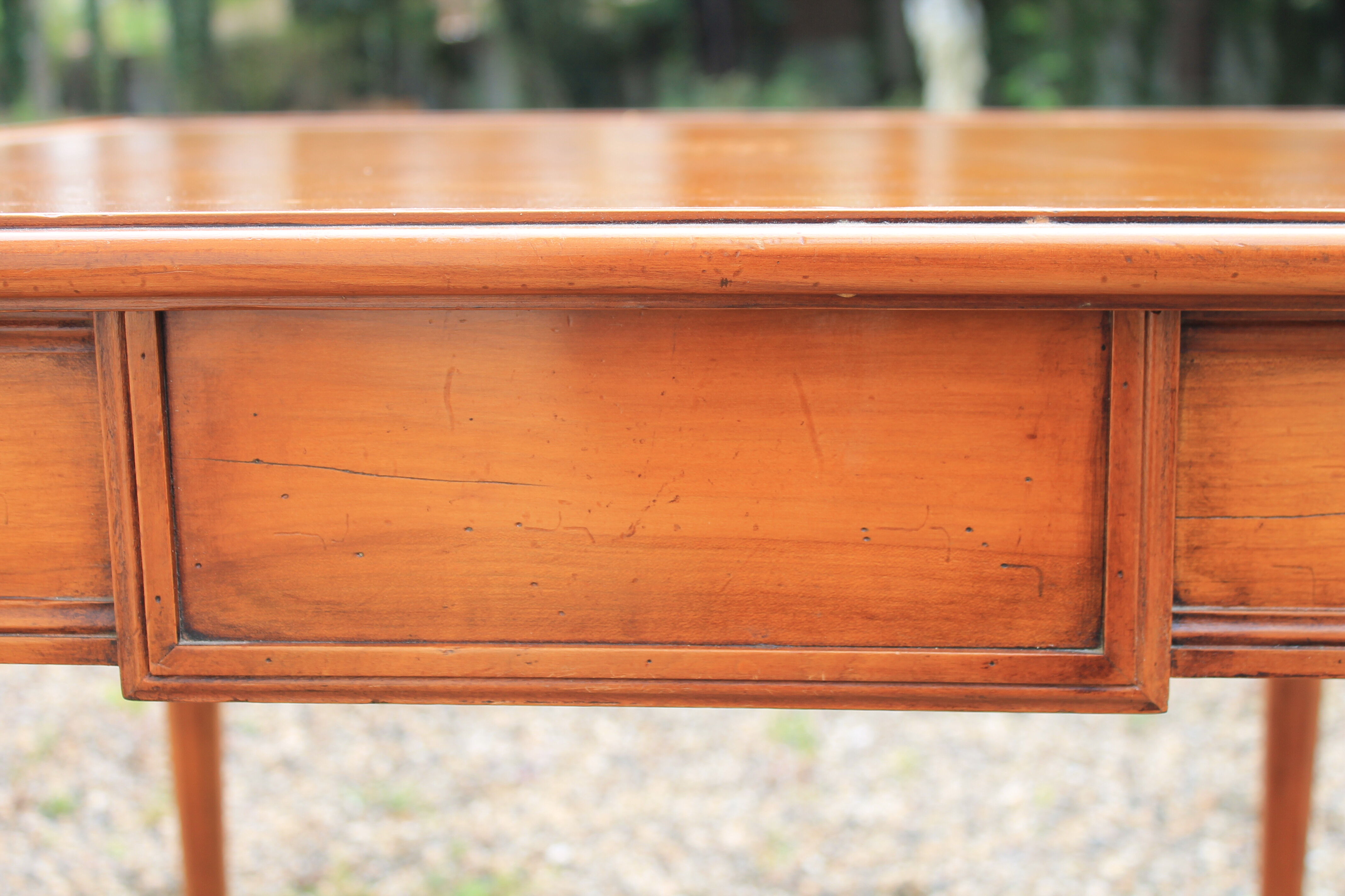 Game table