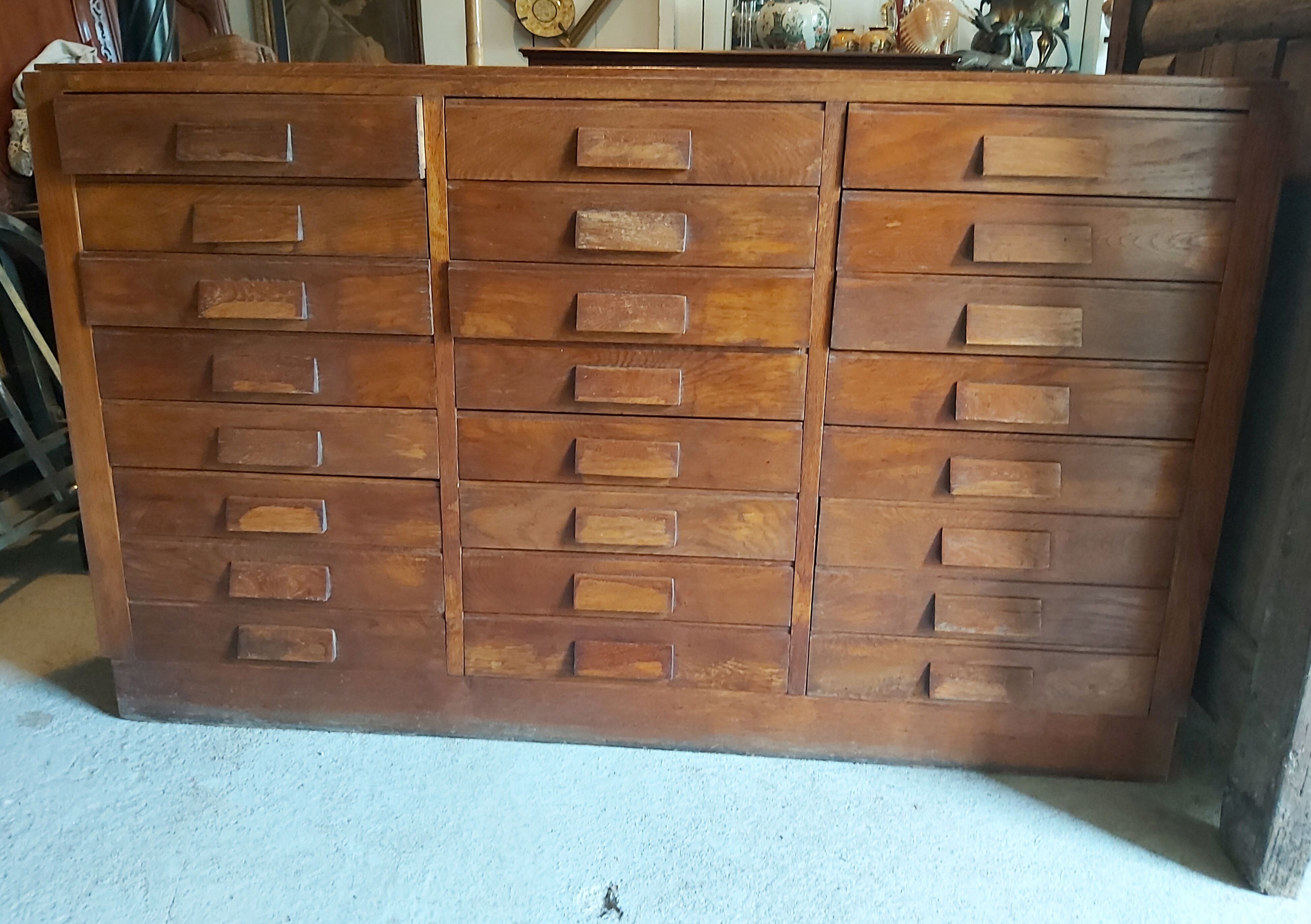 Loom cabinet, 24 drawers