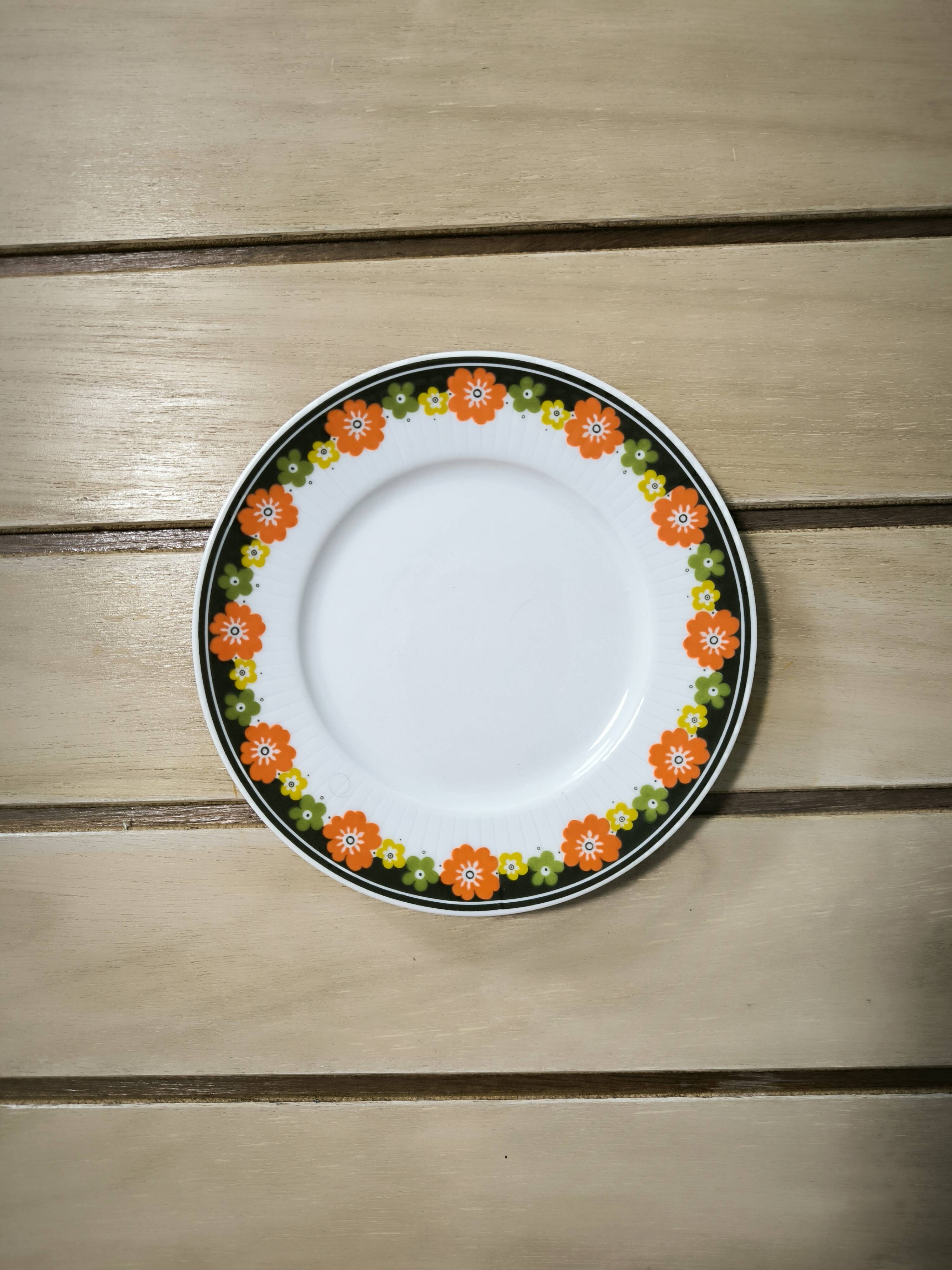 6 assiettes à dessert Winterling