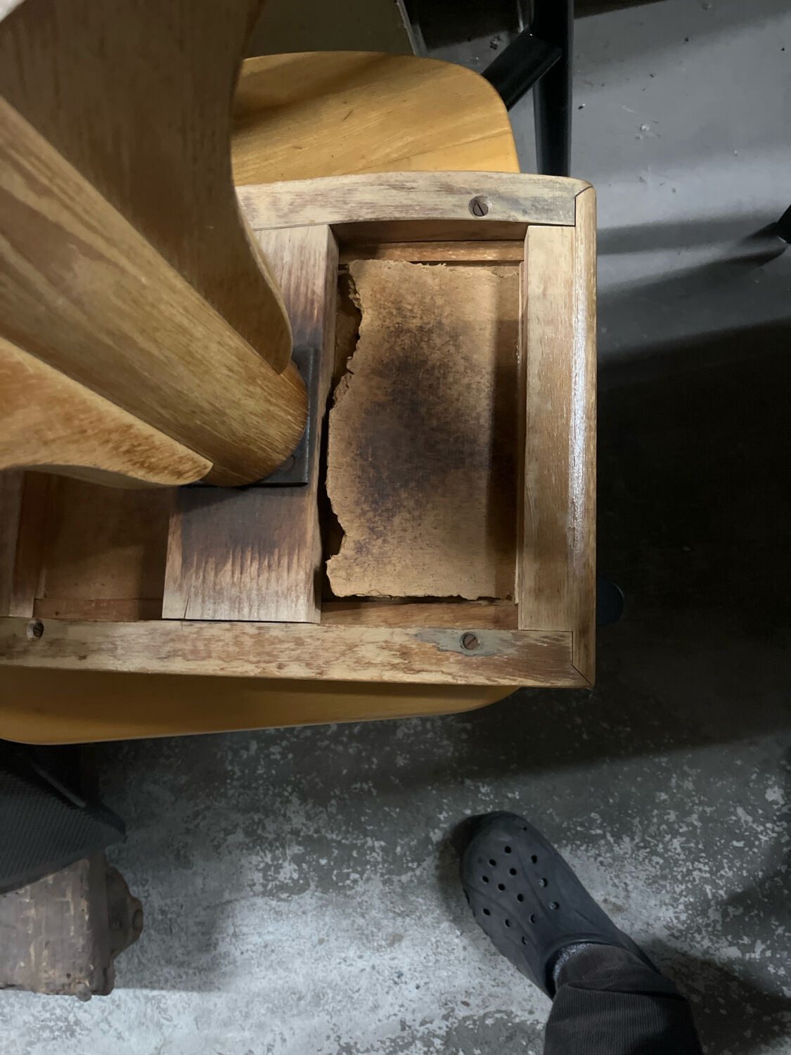 Vintage natural wood stool with light yellow faux leather seat and crossed splayed base