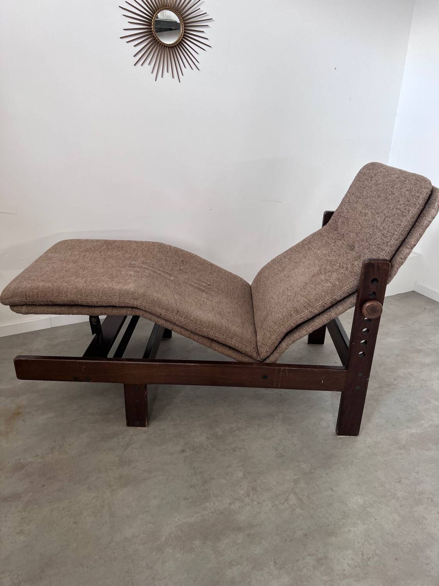 Old chaise longue wooden lounge chair Italian design from the 60s vintage