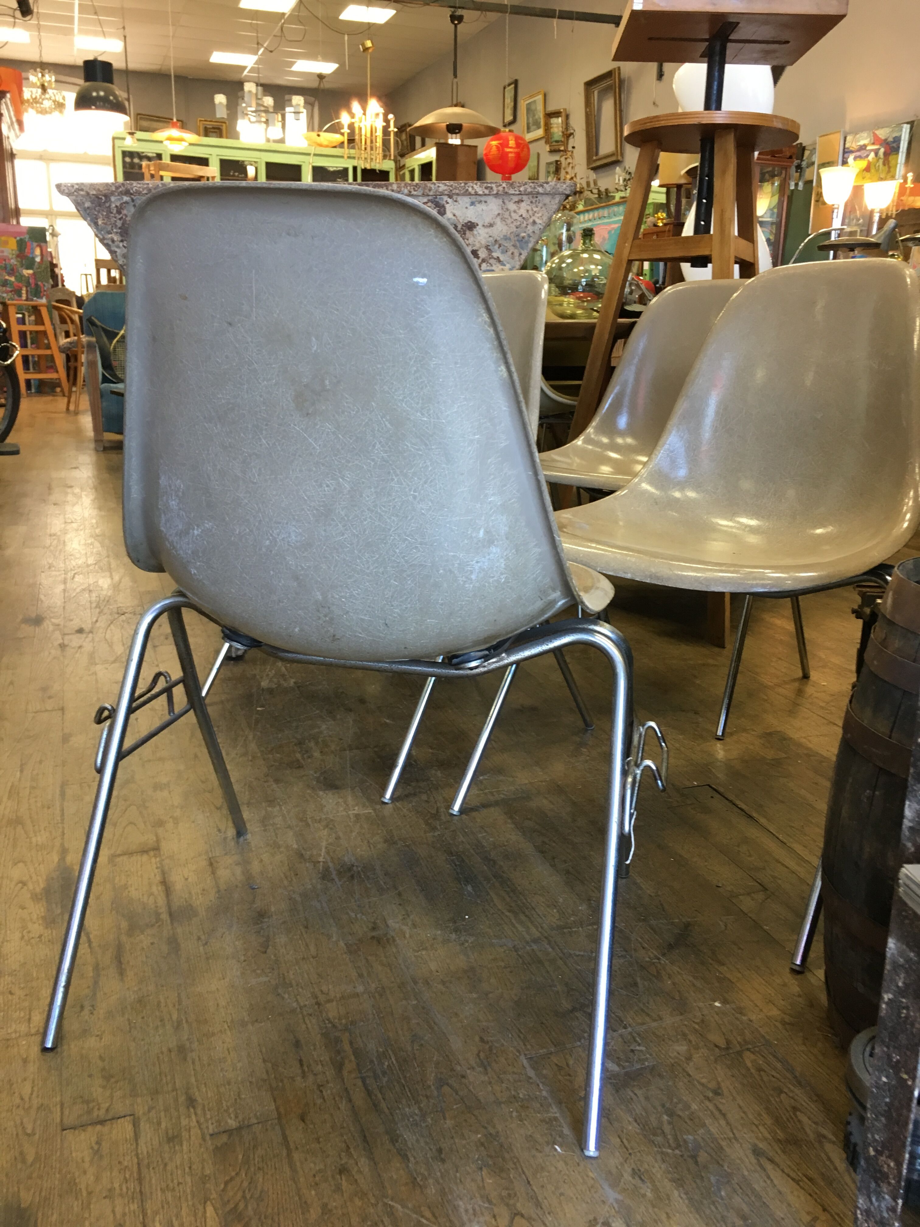4 Eames chairs