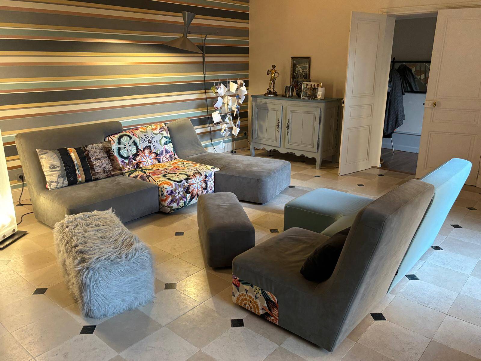 Roset line living room set