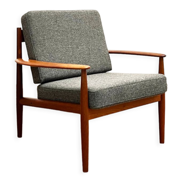 Mid Century Modern Teak armchair or easy chair by Grete Jalk for France & Son, Danish Design, 1950er