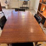 Scandinavian table
