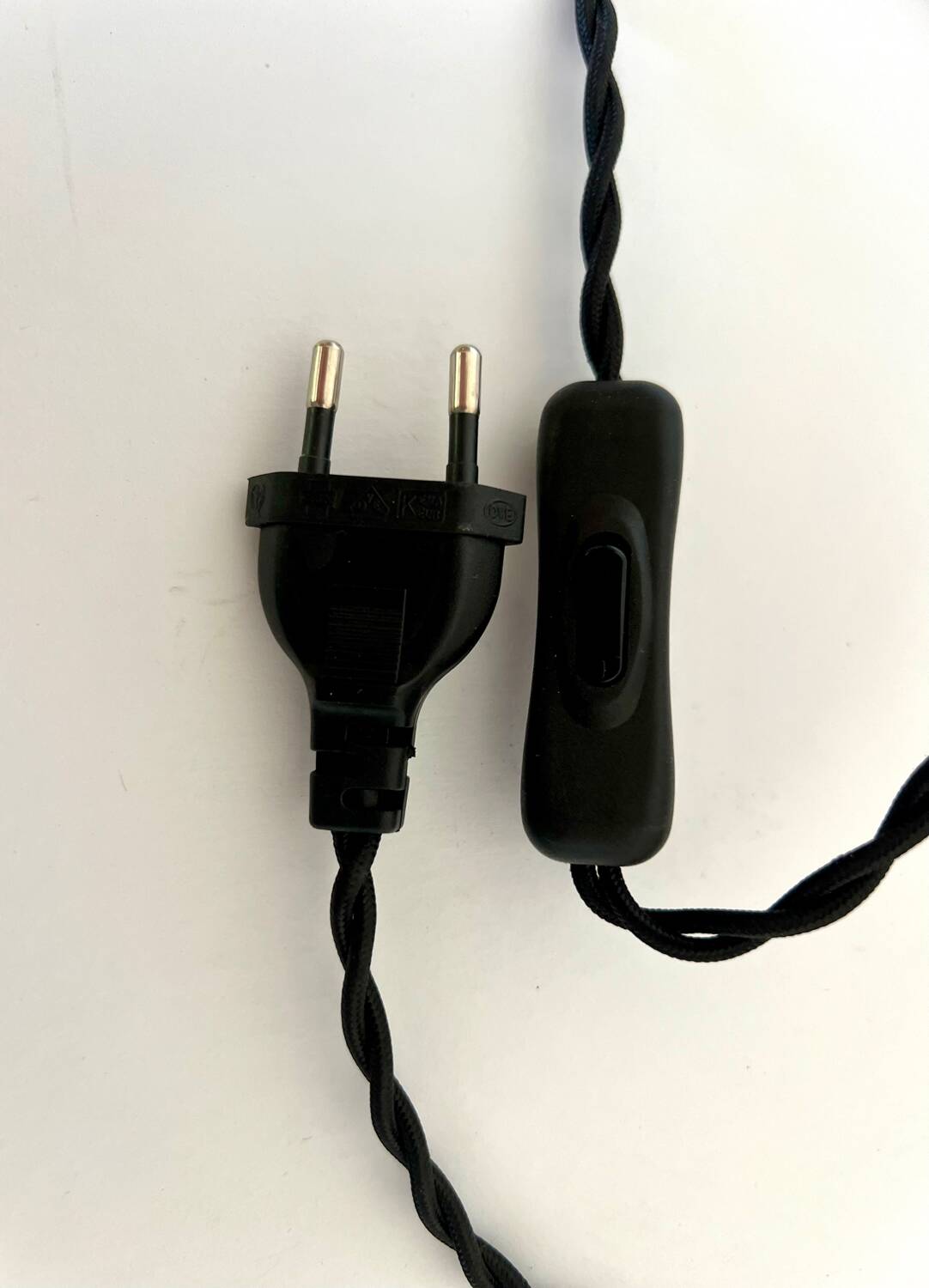 Pair of Art Deco bedside lamps in brass and etched glass