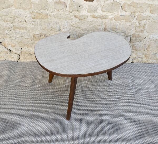 Table basse tripode forme libre, en bois et Formica années 60