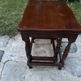 Set of two nesting tables