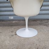 Tulip armchair by Eero Saarinen for Knoll