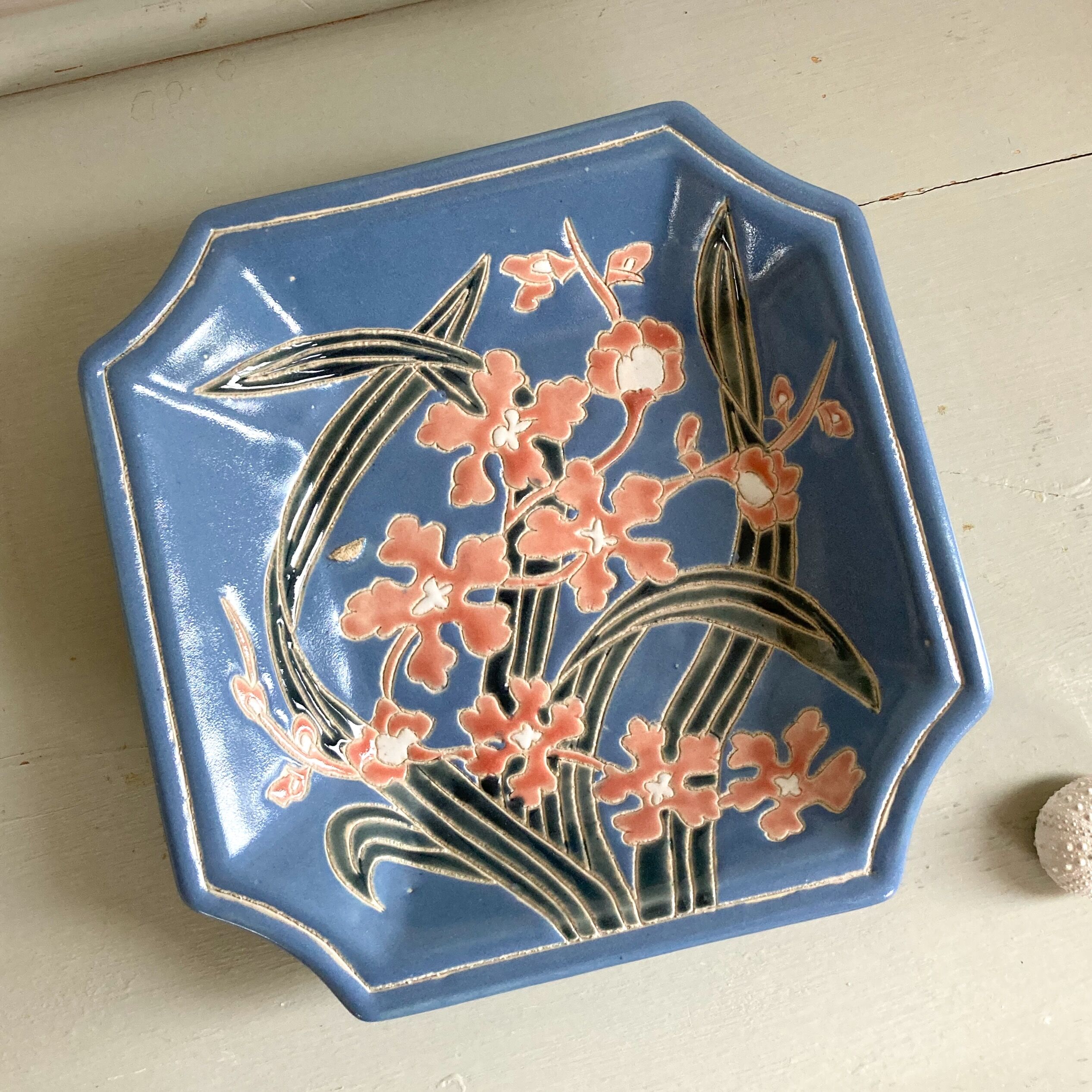 Square ceramic pocket tray