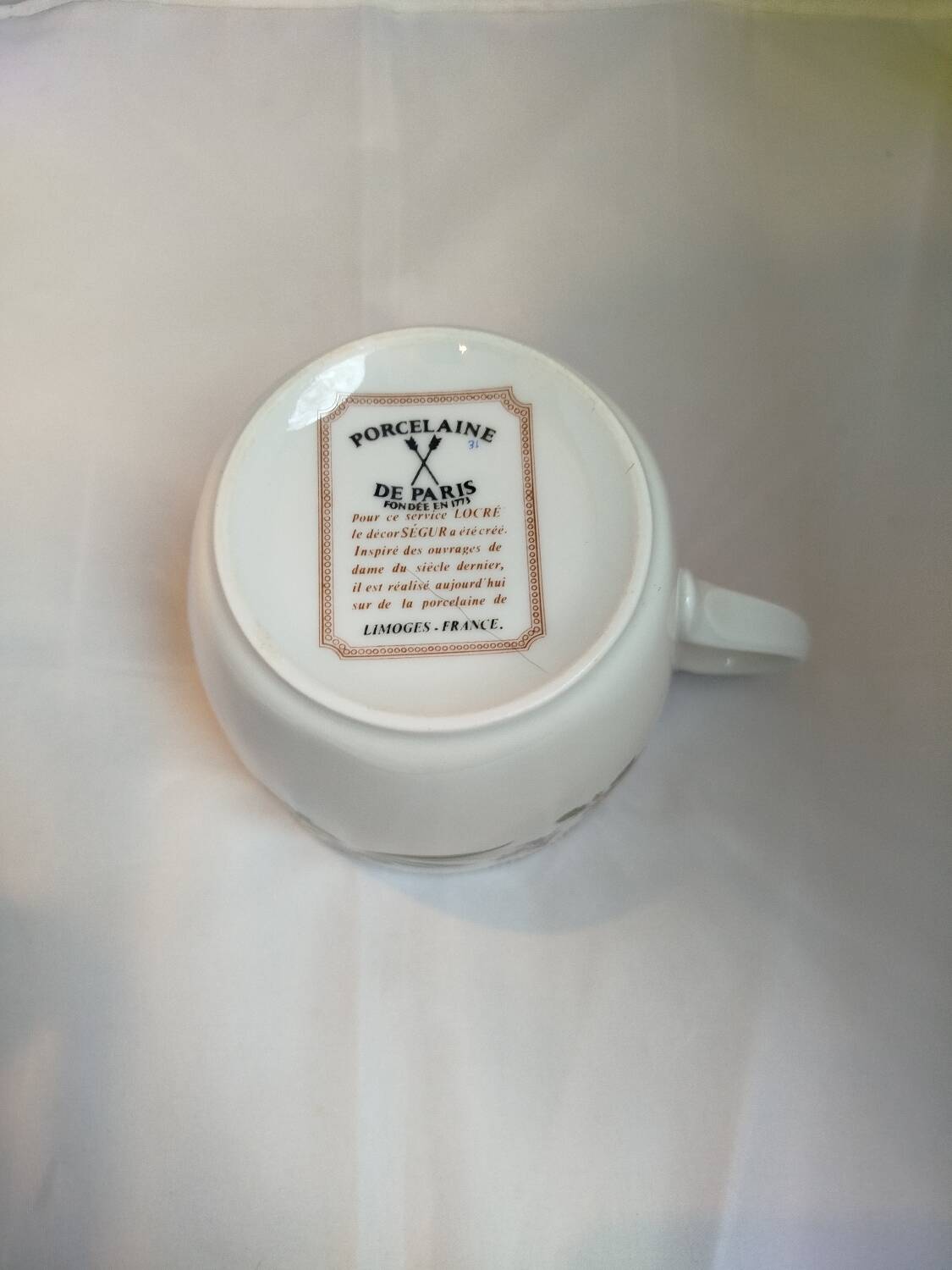 Tasse et Soucoupe Ancienne Fleurs en Porcelaine de Paris/Limoges