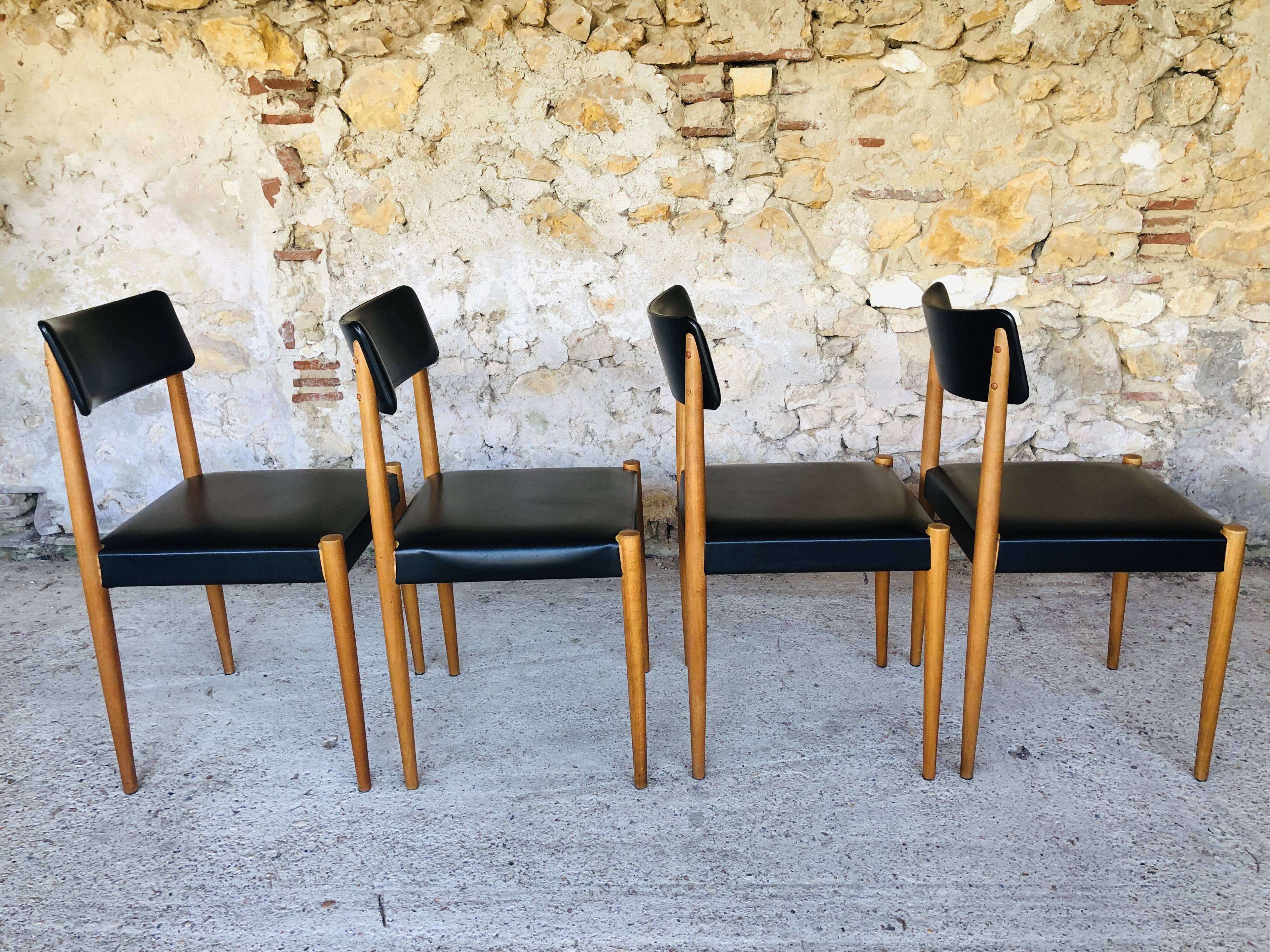 Set of 4 Scandinavian style dining chairs, circa 60