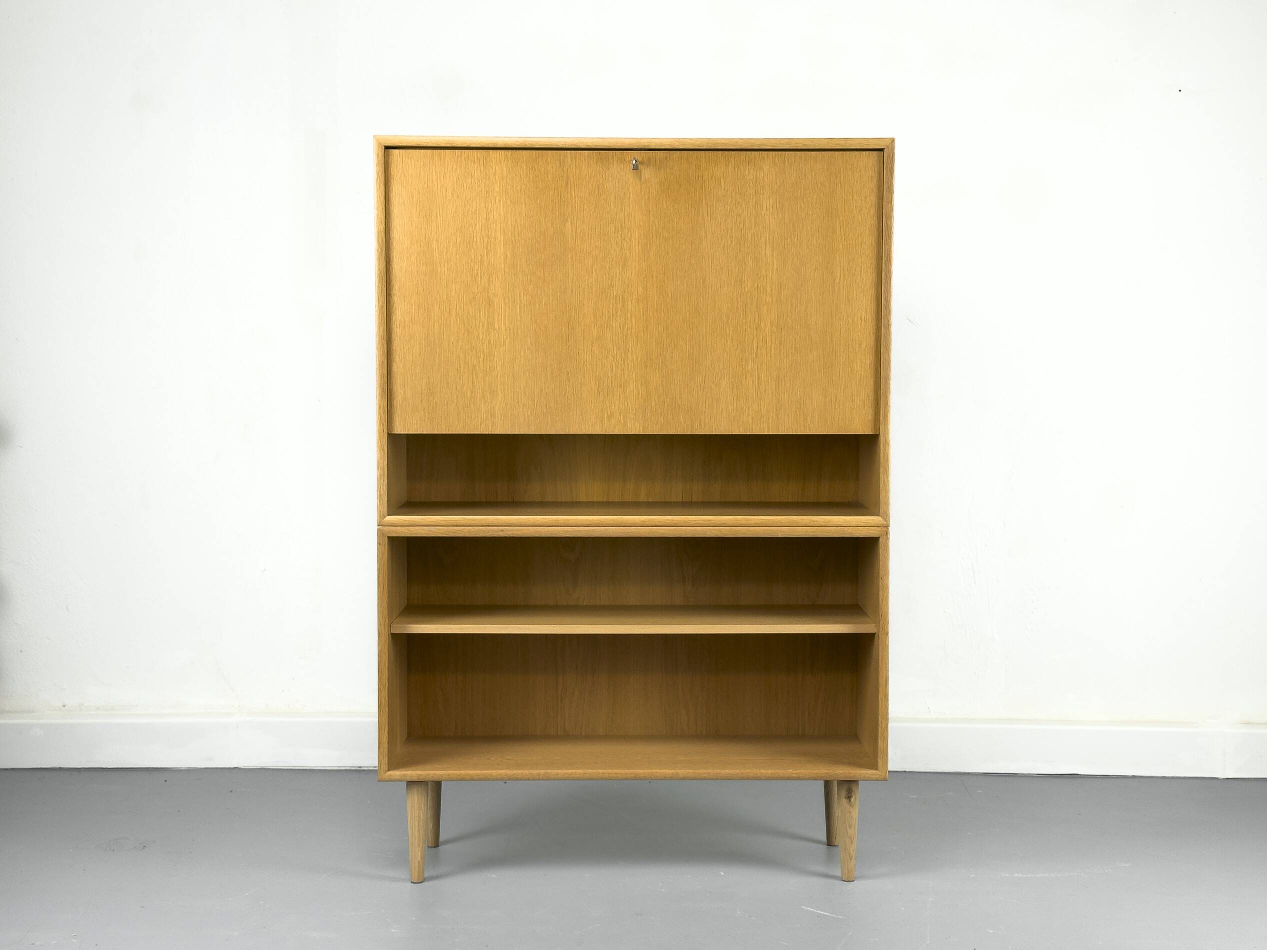 Cabinet en chêne de Wk Möbel, années 1970