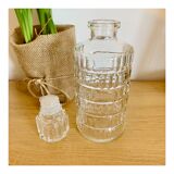 Whiskey or liqueur decanter