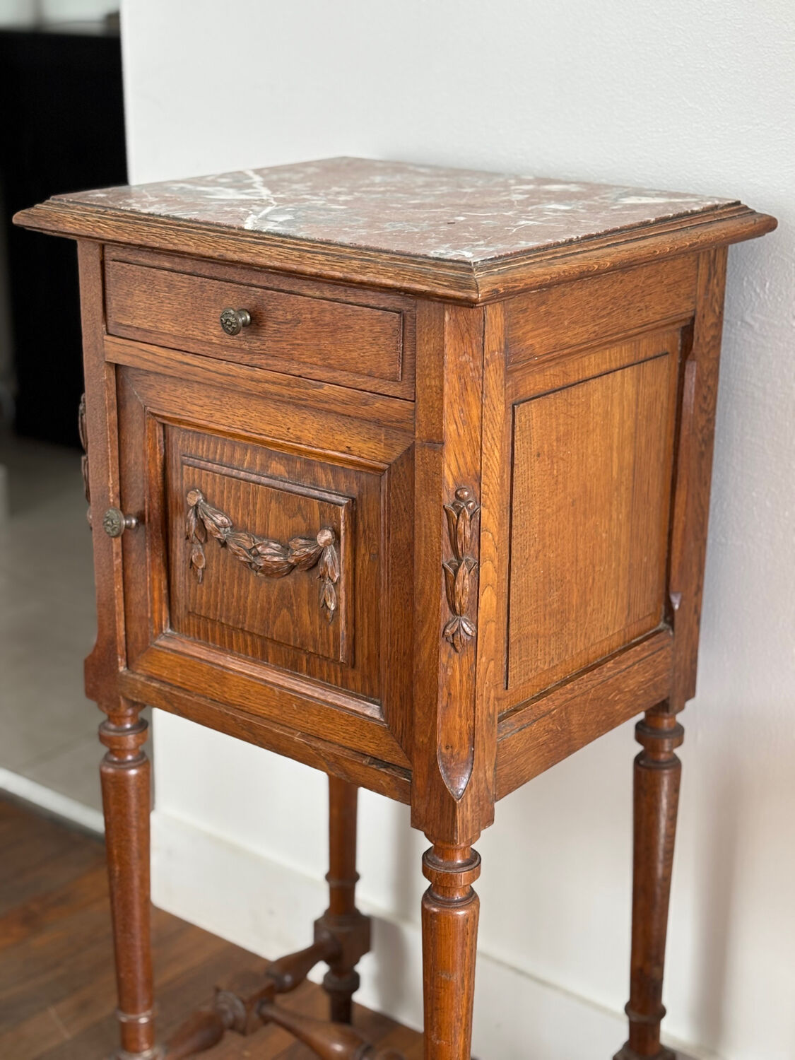 Table de chevet