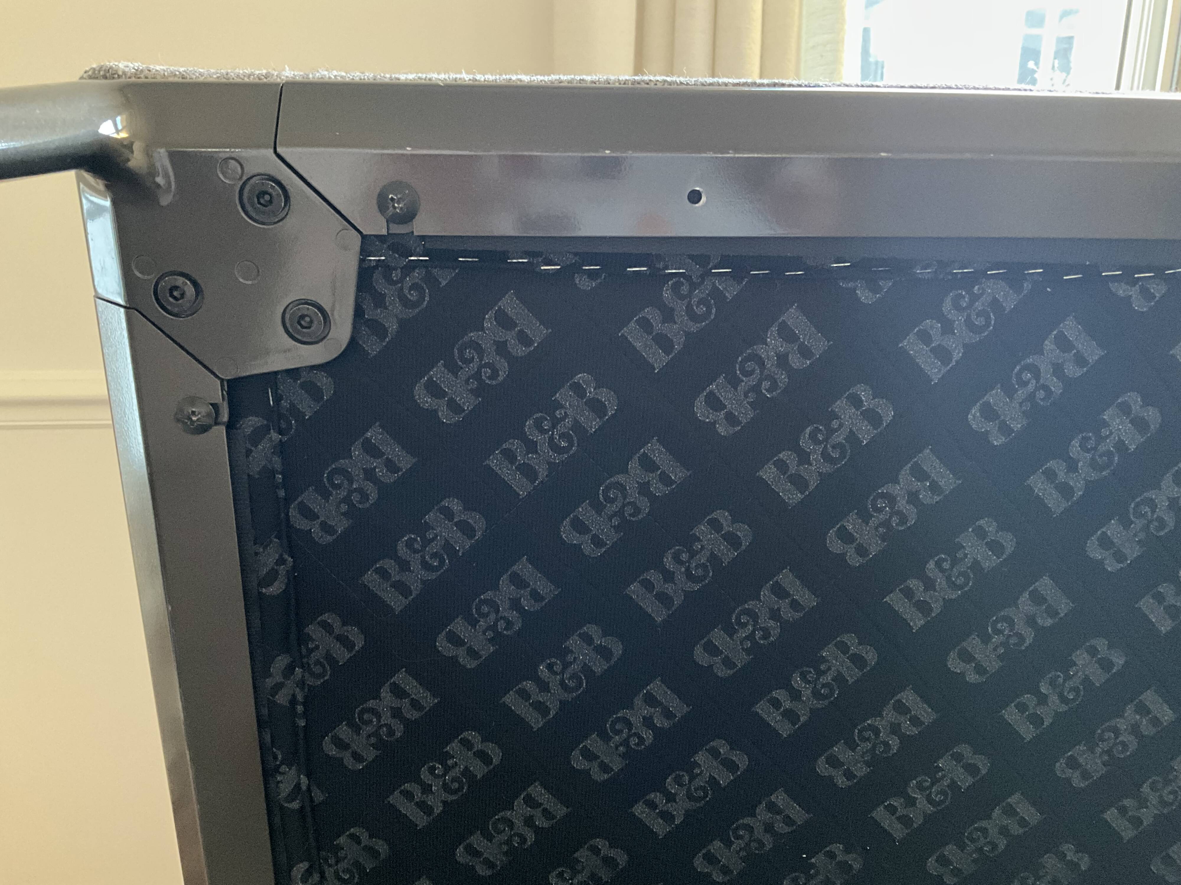 B&B Italia Atoll Lounge Chair – Design Antonio Citterio