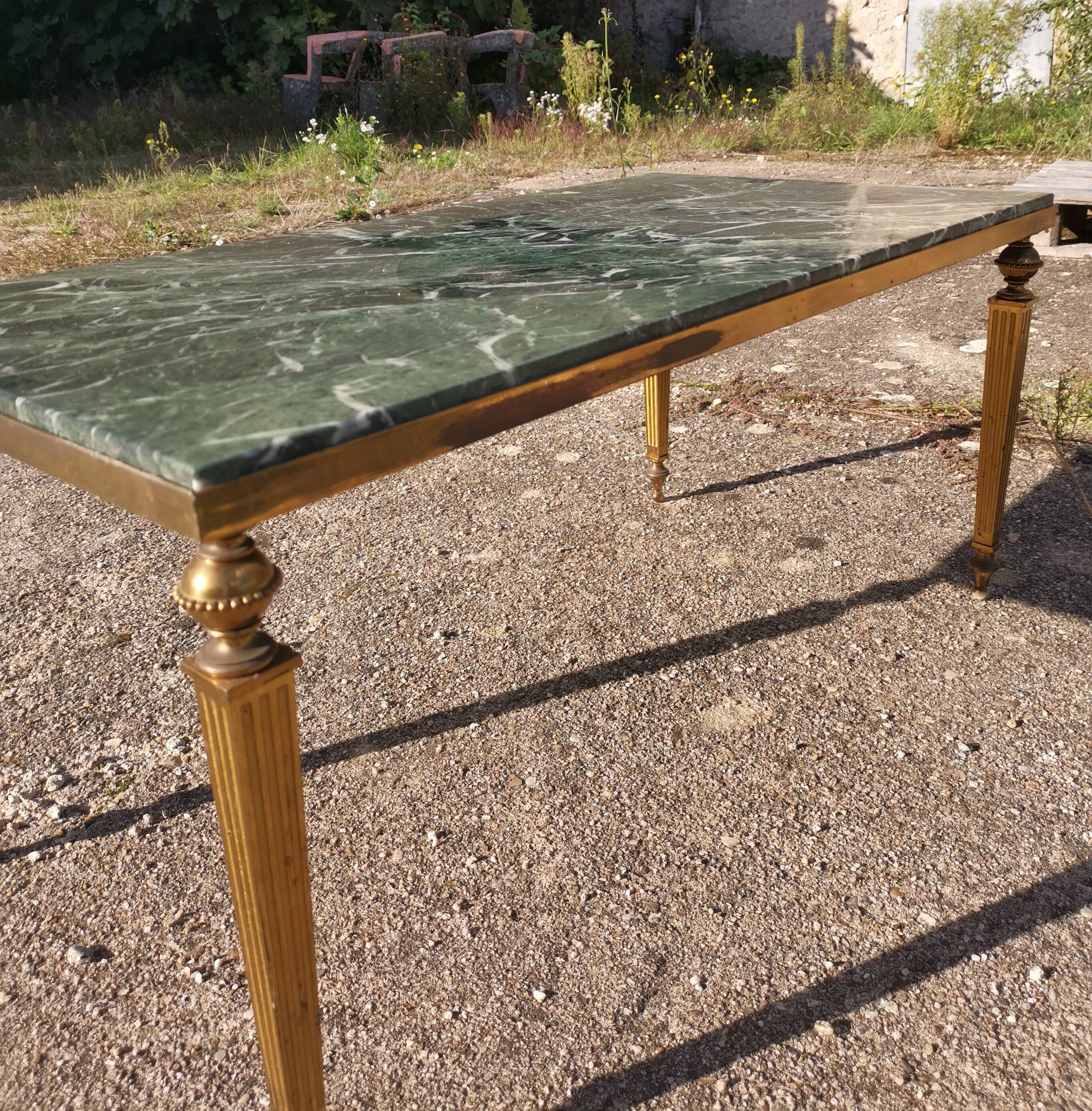 Coffee table in green marble and neoclassical gilded bronze