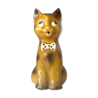 Pichet a eau en faience barbotine le chat a la cravate