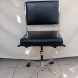 RM desk chair